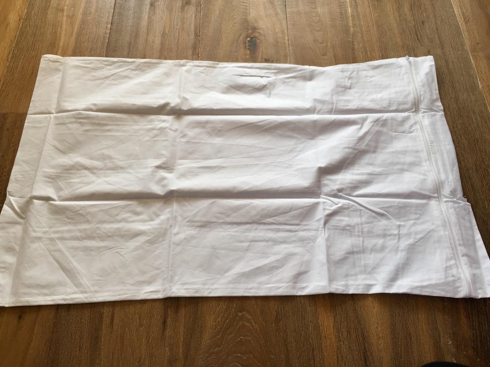 AmazonBasics Federe Cuscino 50x80 Cotone Bianco 4 Pezzi