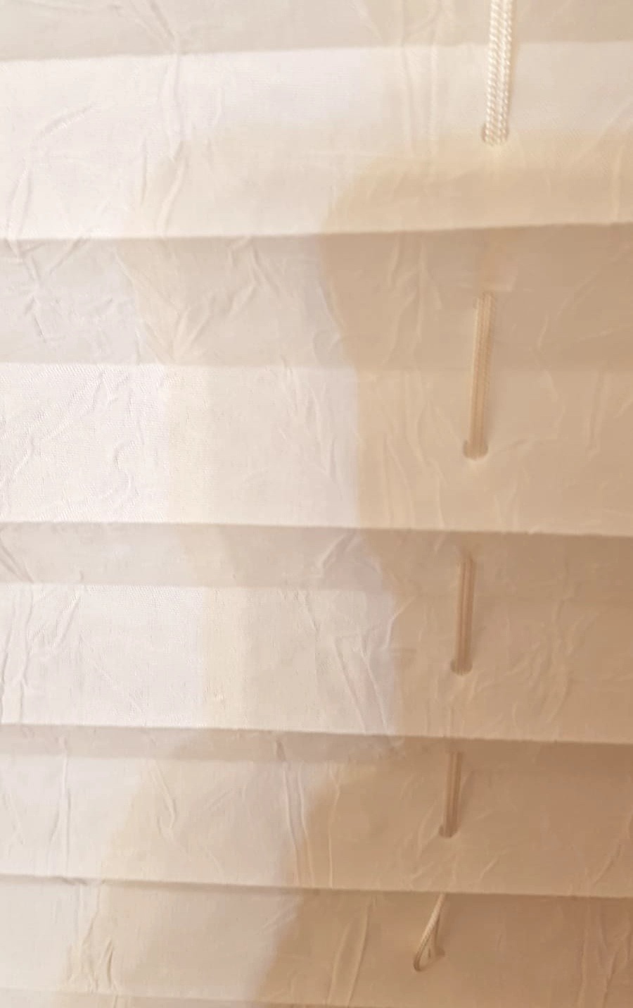 Amazon Basics Tenda Plissettata 70x130 cm Crema Senza Trapano
