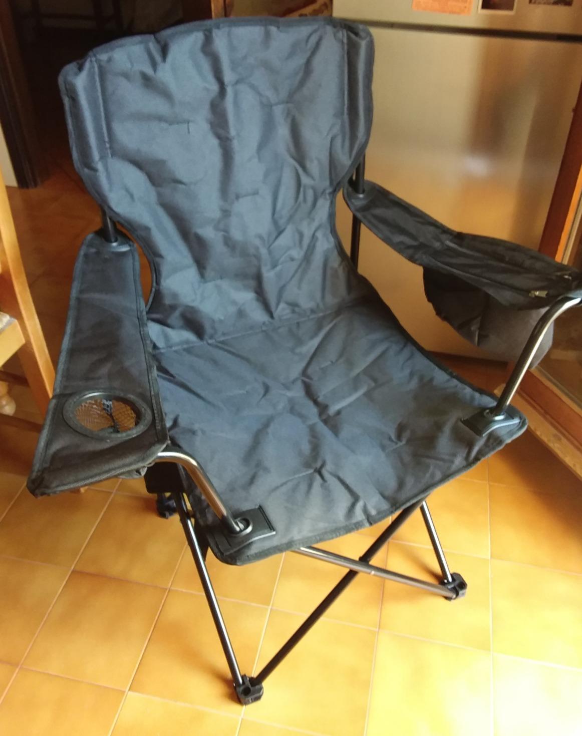 AmazonBasics Sedia da Campeggio Normale Nera con Tasca Termica