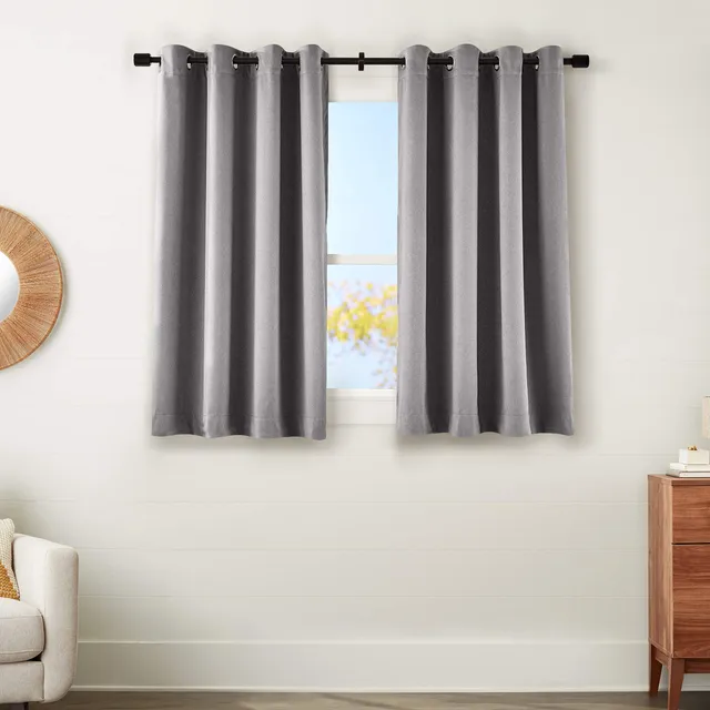 Amazon Basics Theatre Grade tende oscuranti 52x54 grigio antracite 2 pezzi