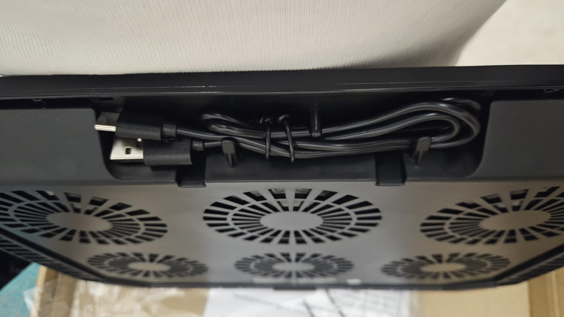 Amazon Basics Base Raffreddamento Laptop 17" 6 Ventole