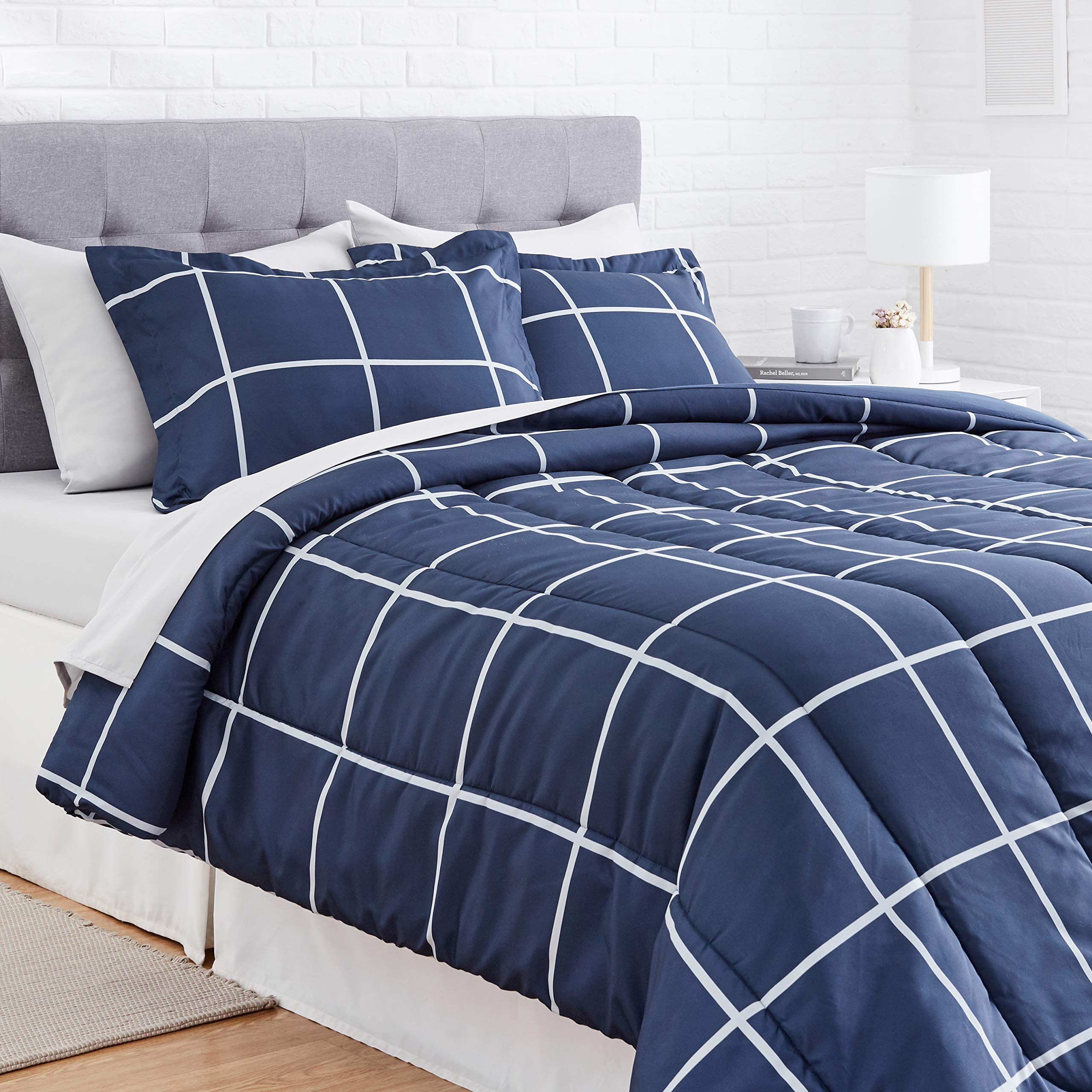 AmazonBasics Set Letto 7 Pezzi Full Queen Blu Marino Scozzese