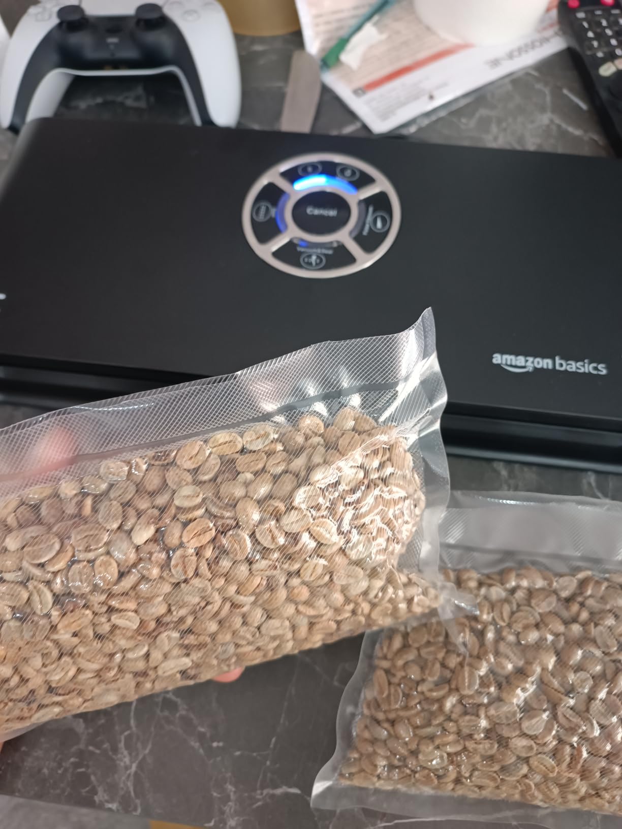 Amazon Basics Macchina Sottovuoto 30 cm Nero +10 Sacchetti
