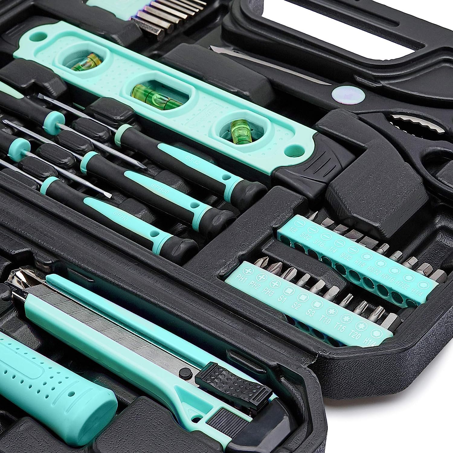 AmazonBasics kit attrezzi casa 142 pezzi turchese con valigetta