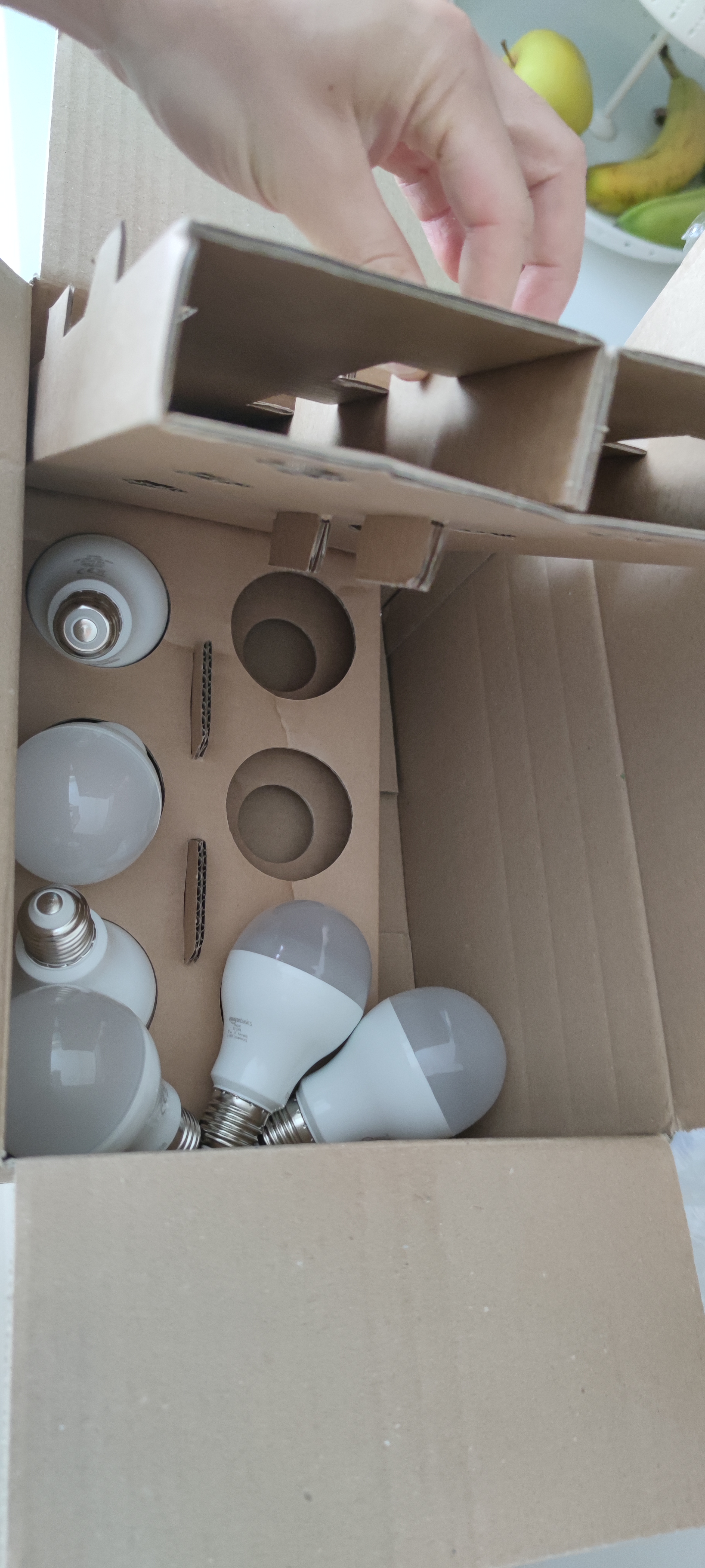 Amazon Basics Lampadina LED E27 14W 100W 2 Pezzi Calda
