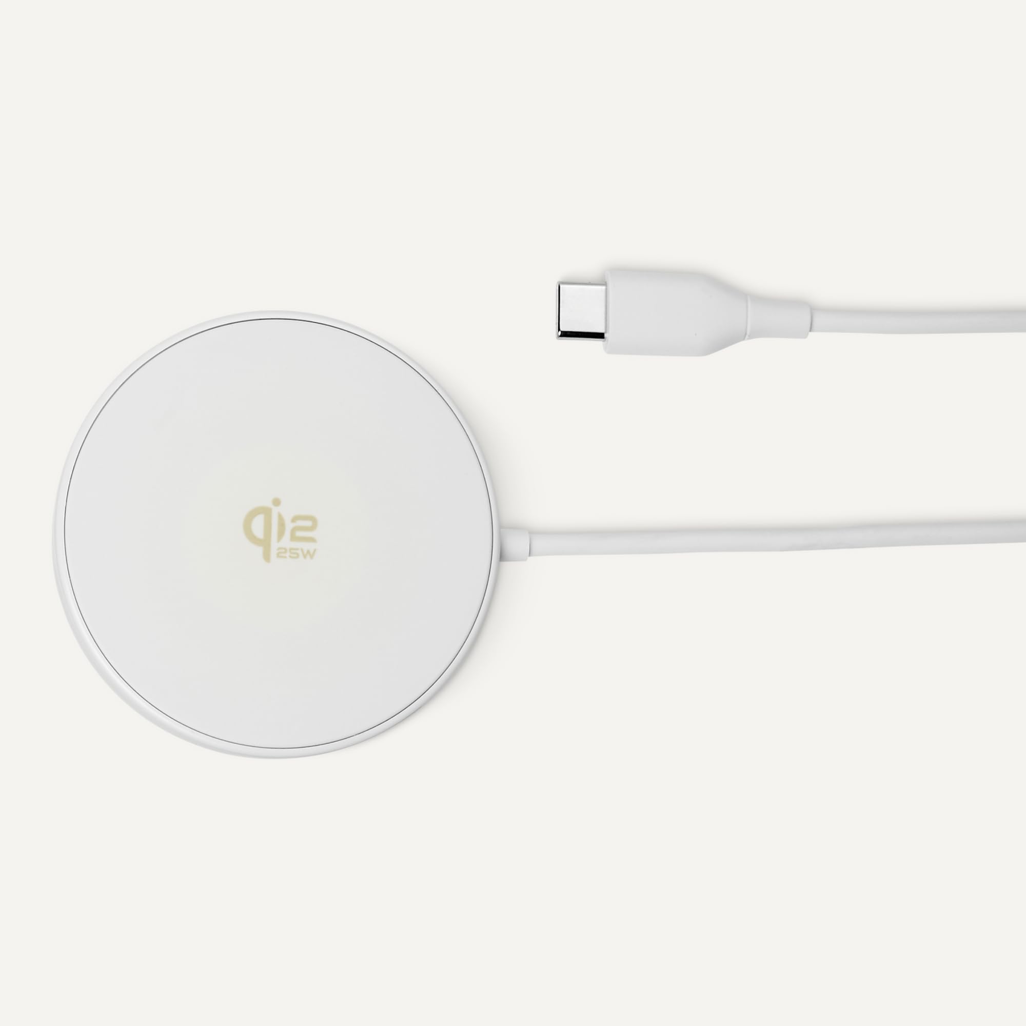 AmazonBasics Qi2.2 pad ricarica wireless magnetico 25W bianco supporto