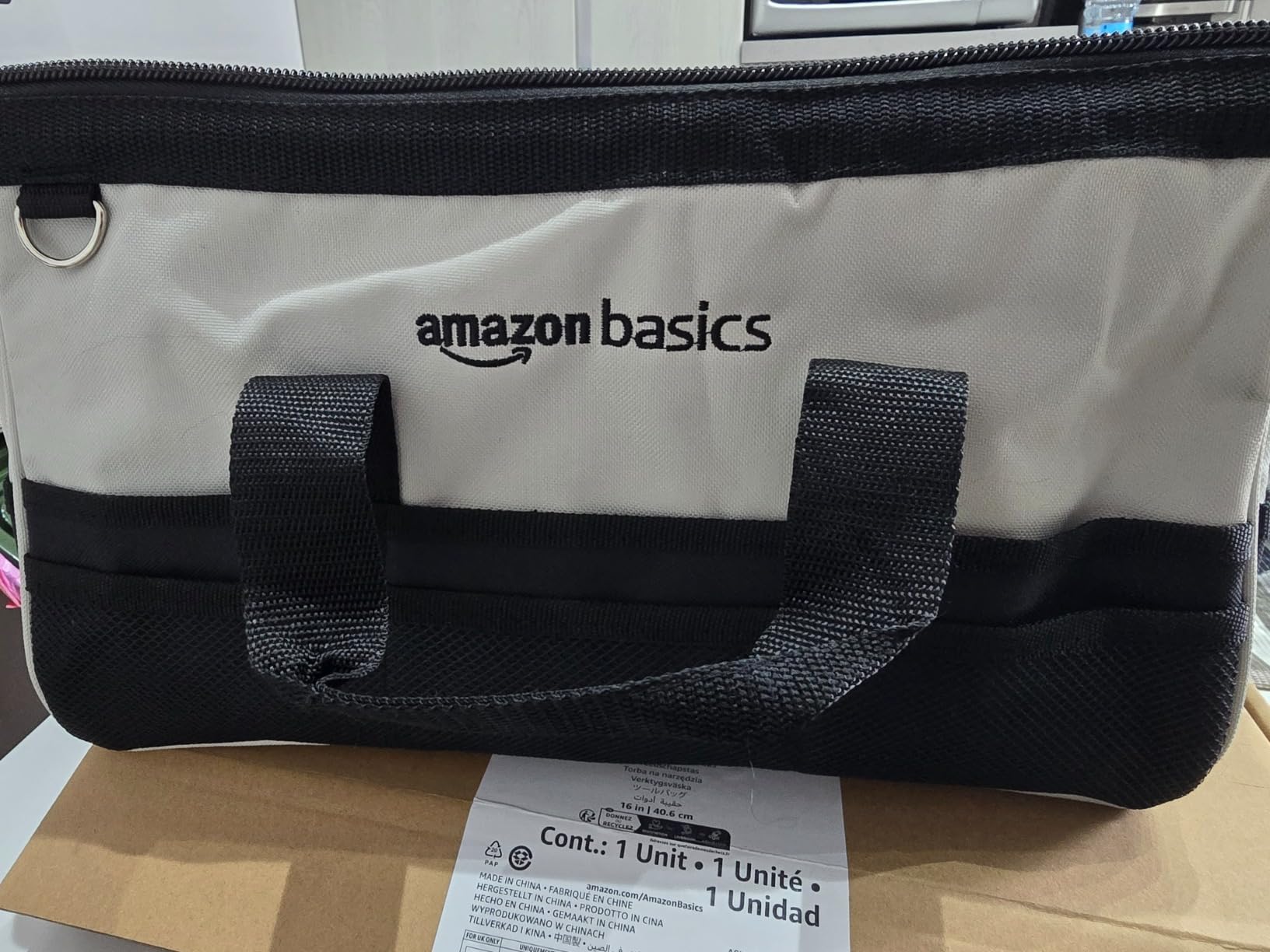 Amazon Basics Borsa Portautensili 40,6 cm Nero Grigio 26 Tasche