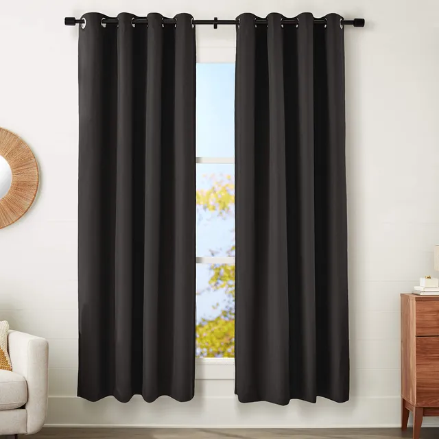Amazon Basics Mabry 52x84 tende oscuranti nere 2 pezzi blackout