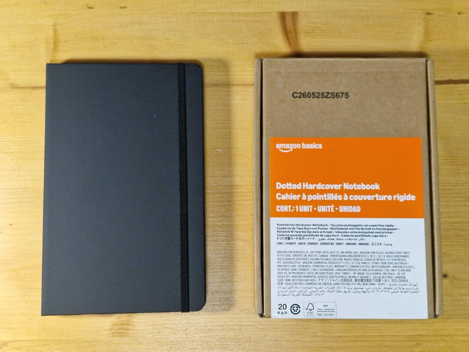 Amazon Basics Classico Taccuino Puntinato Nero 240 Pagine Rigido