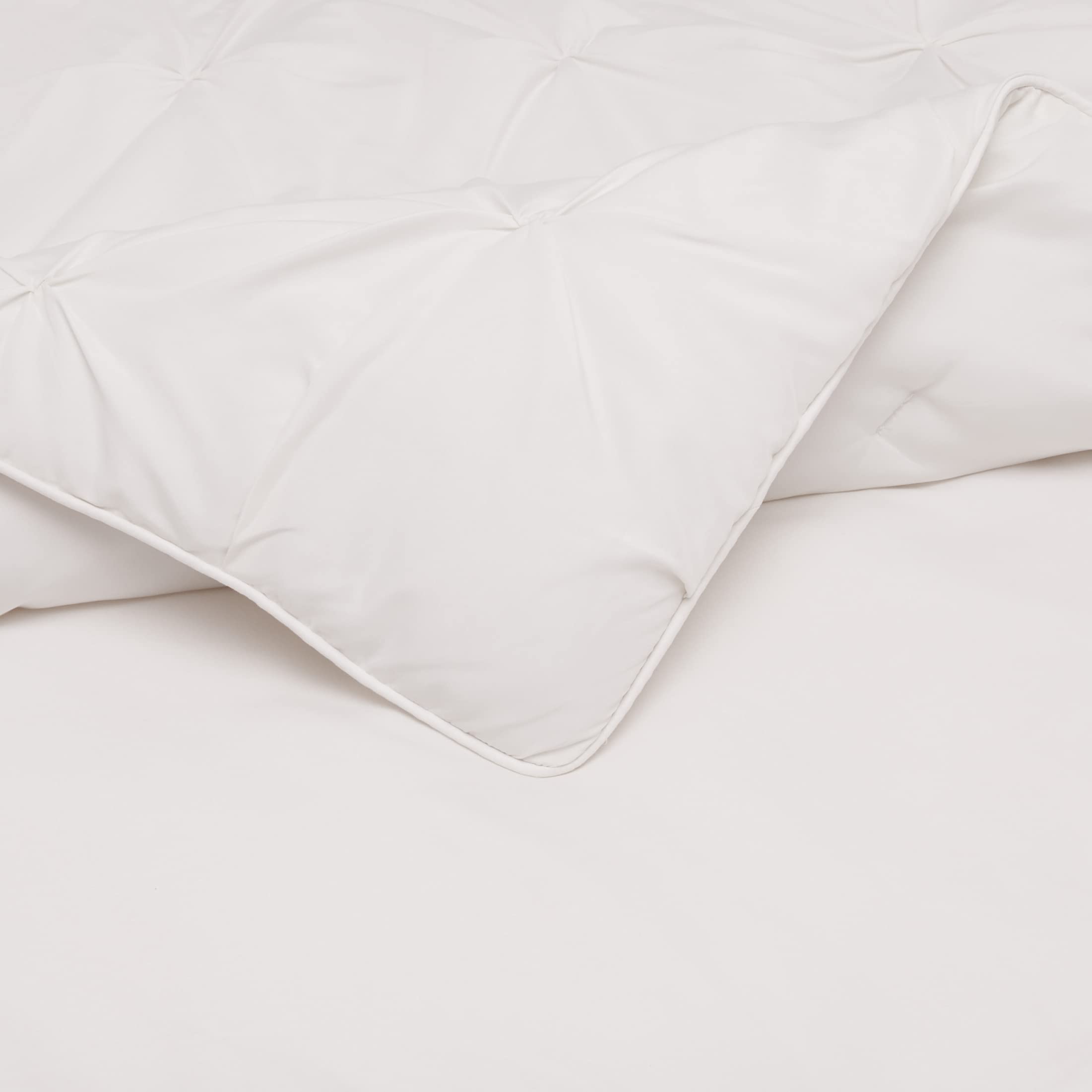 AmazonBasics Set Piumino 150x200 Panna 3 Pezzi Microfibra