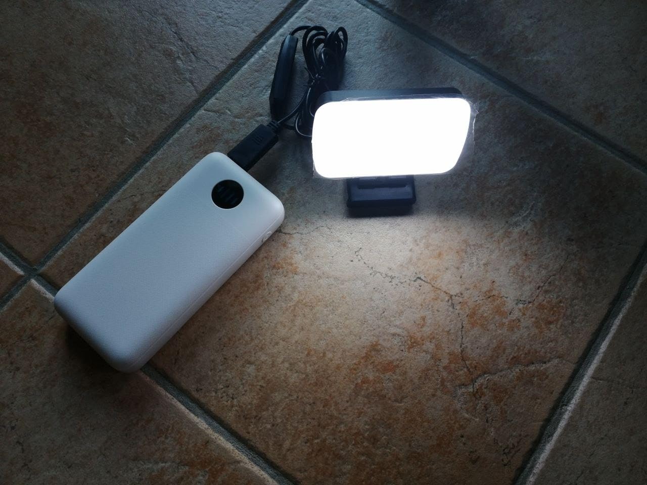 RealPlus Luce Videoconferenza LED USB Clip 3000-6500K Dimmerabile