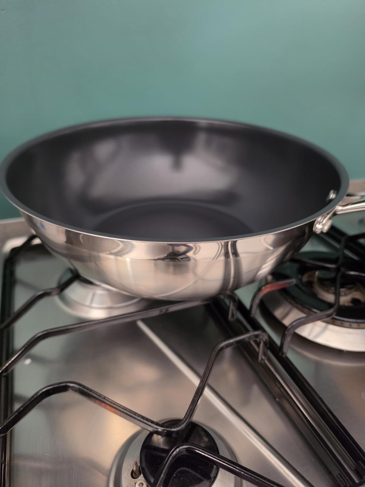 Amazon Basics Padella Wok Ceramica Antiaderente 28 cm