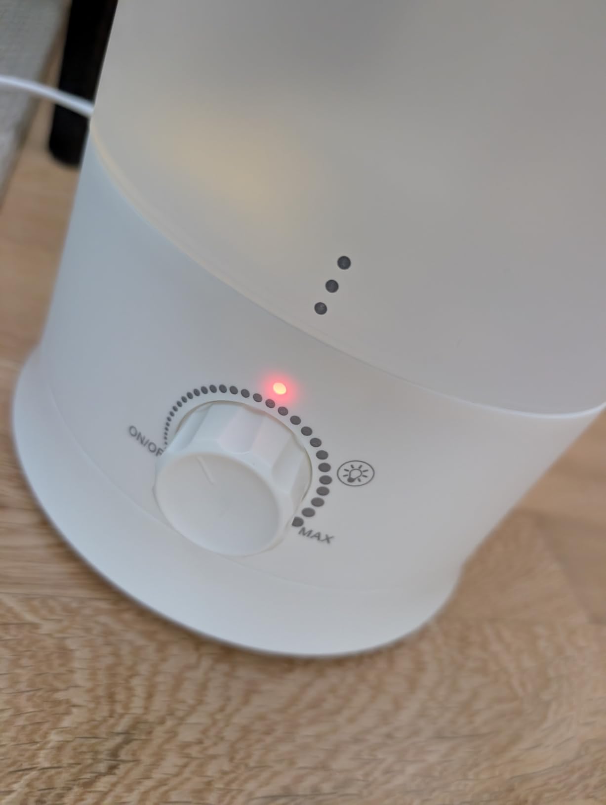 Amazon Basics Umidificatore 3L bianco oli essenziali