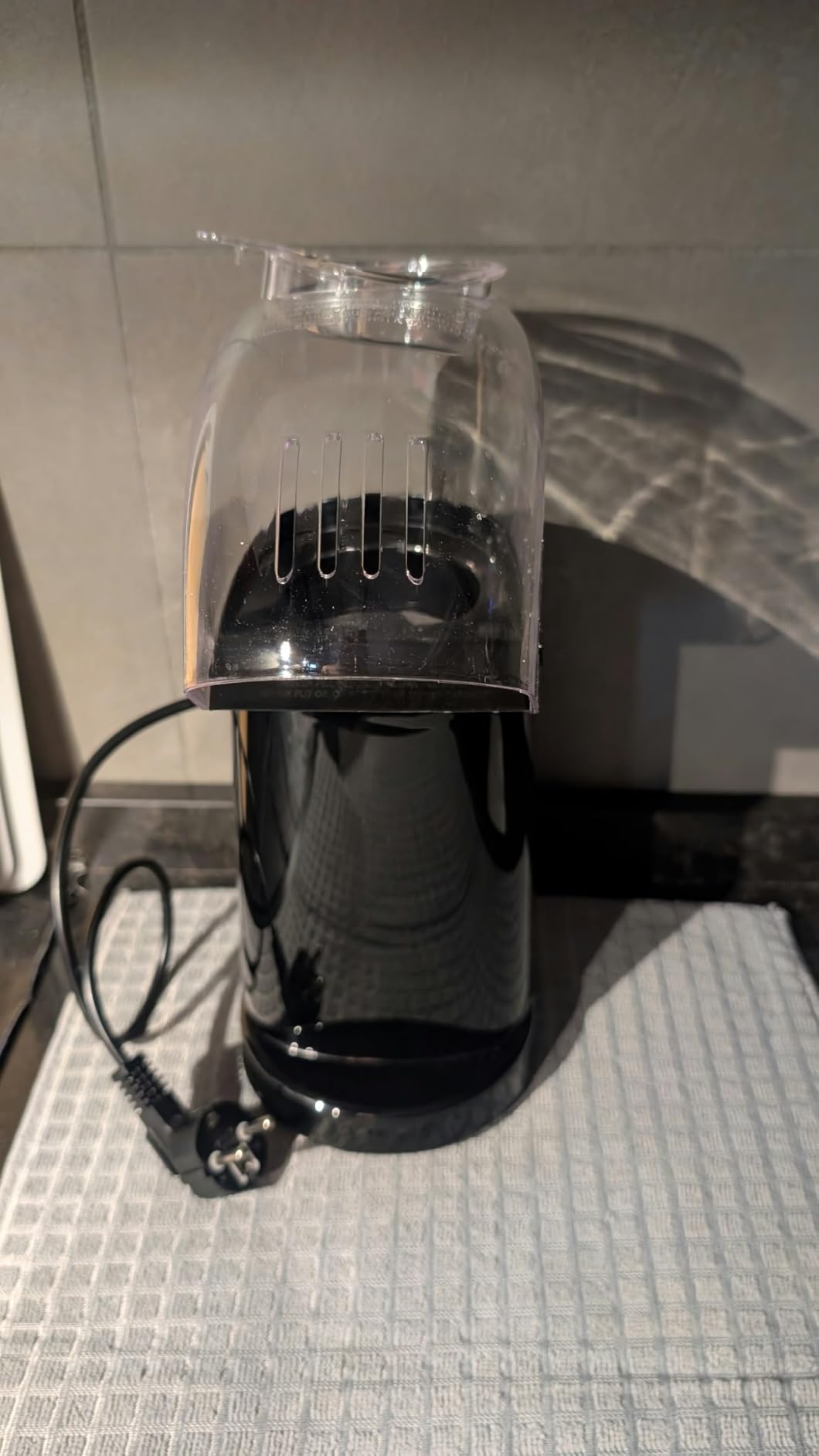 AmazonBasics Macchina Popcorn Aria Calda 1400W 16 Tazze