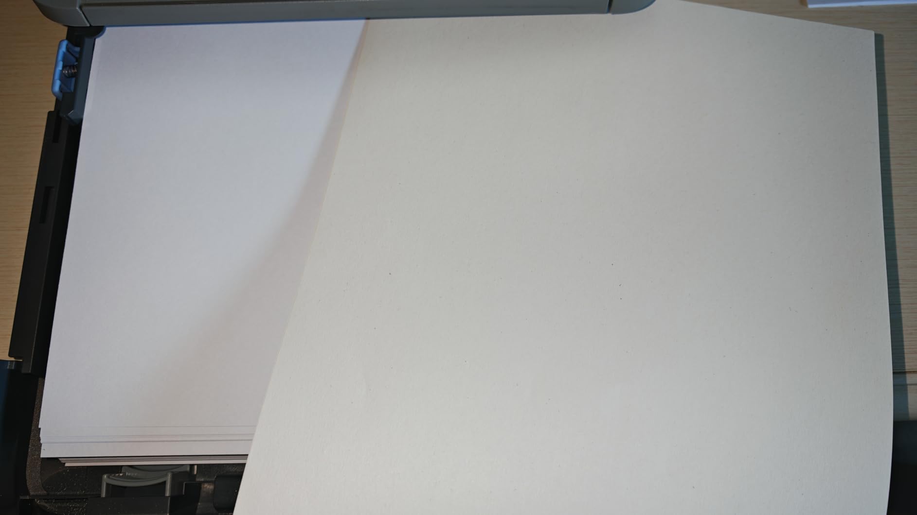 AmazonBasics Carta fotocopie A4 80gsm riciclata 2500 fogli