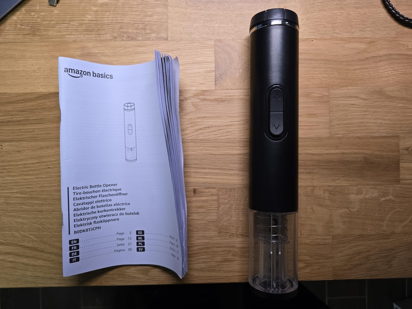 Amazon Basics Apribottiglie Elettrico Nero a Batteria Acciaio