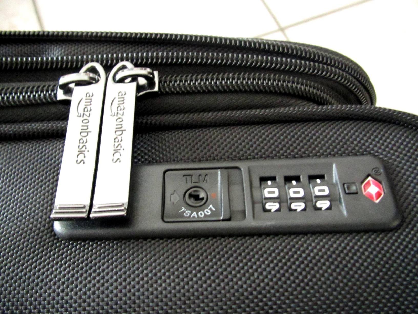 Amazon Basics Premium Valigia Morbida Espandibile TSA