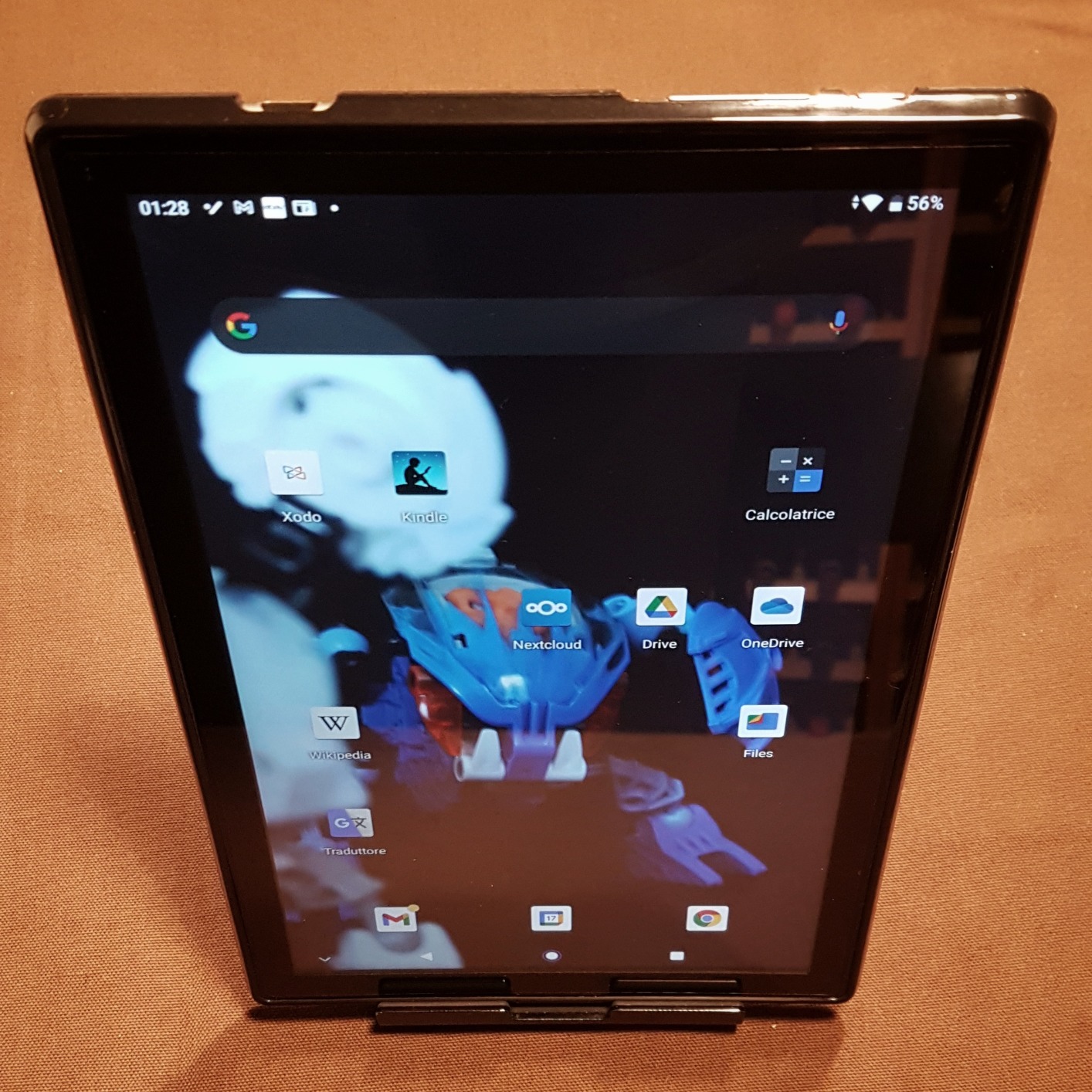 AmazonBasics Supporto tablet 4-10 pollici inclinabile nero