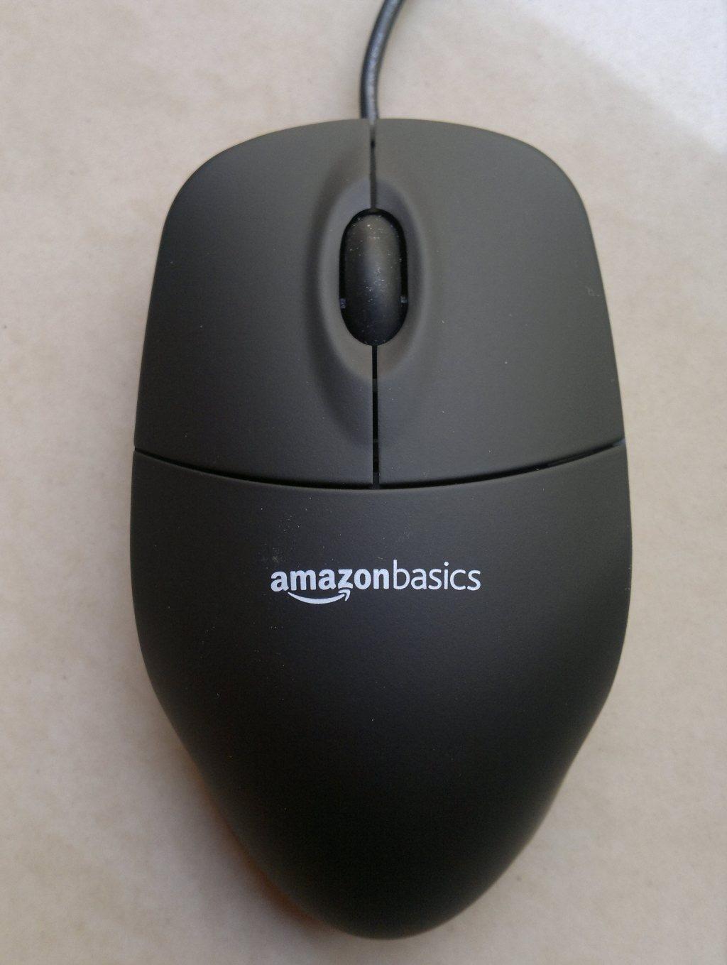 Amazon Basics Set Tastiera e Mouse con Filo USB Nero silenzioso
