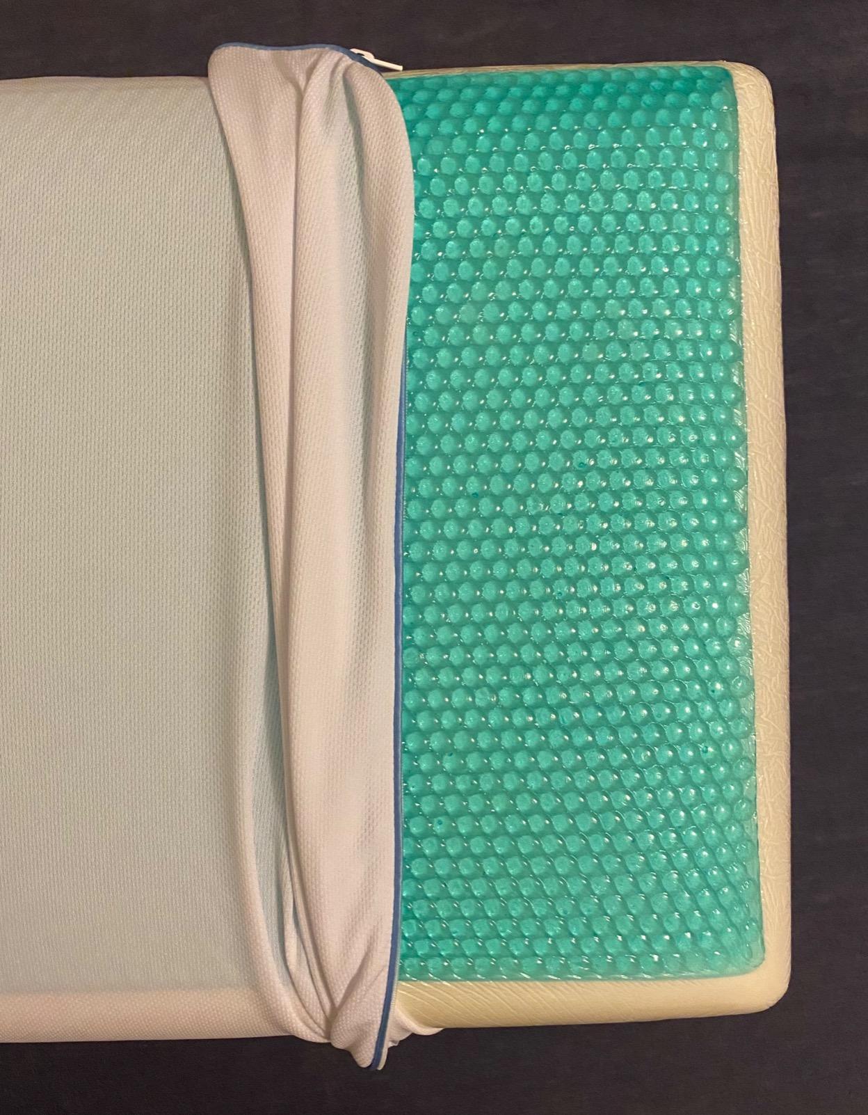 Amazon Basics Cuscino Memory Foam Gel 60x40x12 cm