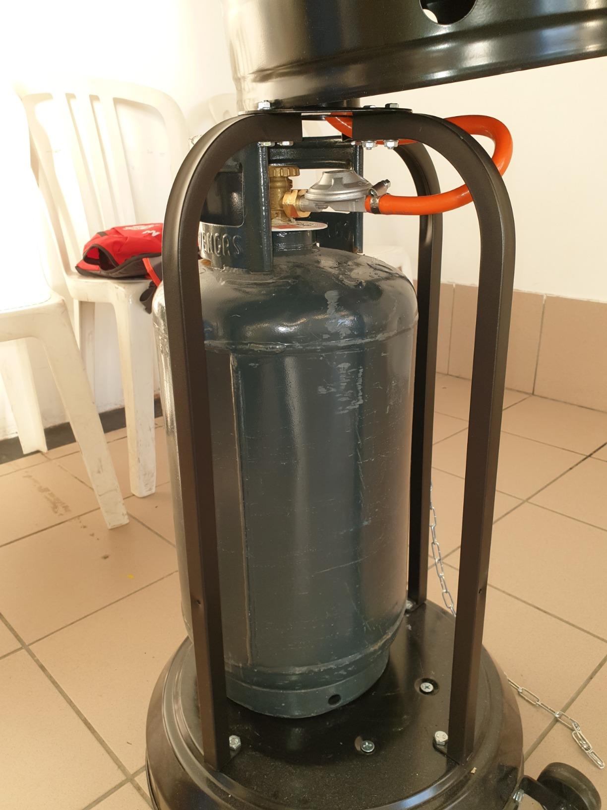 Amazon Basics Stufa a Fungo Acciaio Inox Marrone Sabbia 13,5 kW