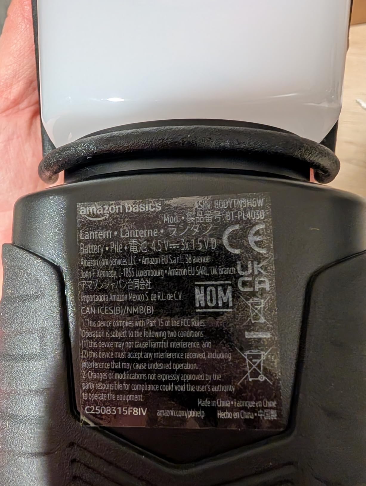 Amazon Basics Lanterna Campeggio LED 1000 Lumen Nera