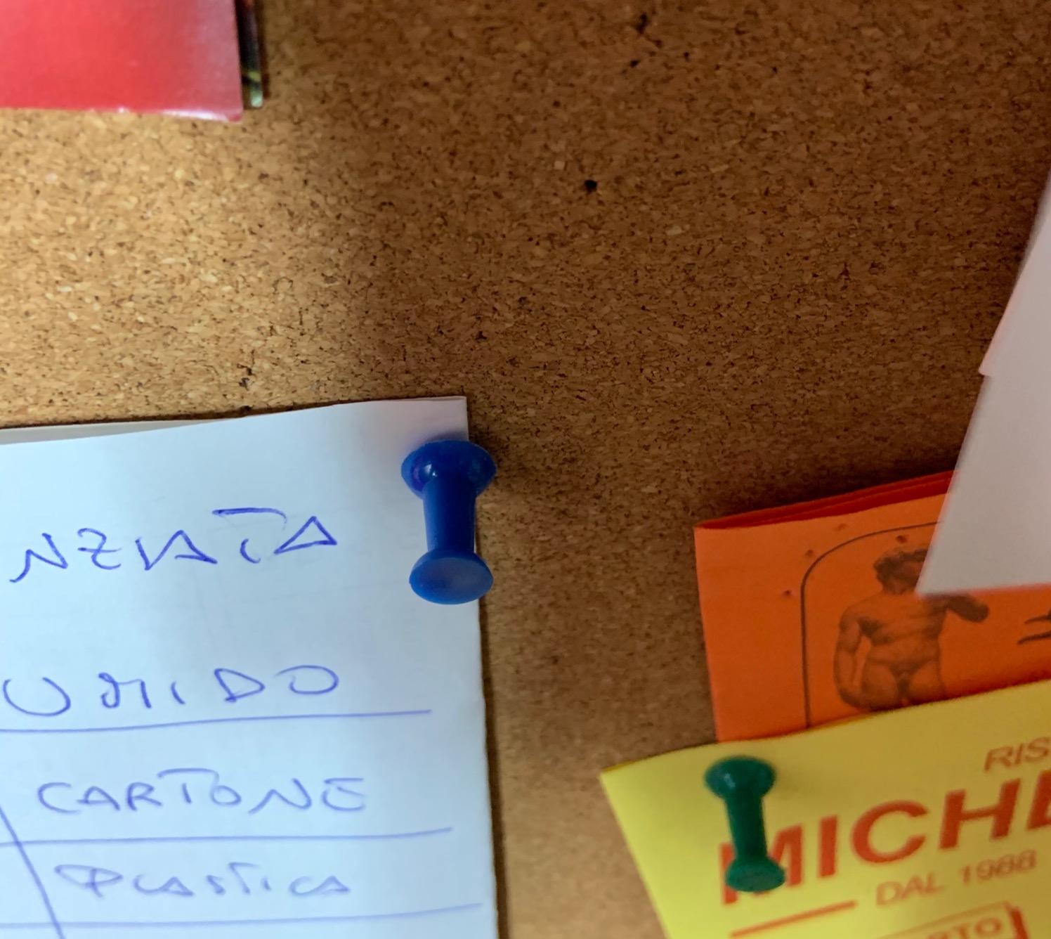 Amazon Basics Puntine Trasparenti 100 pezzi acciaio e plastica