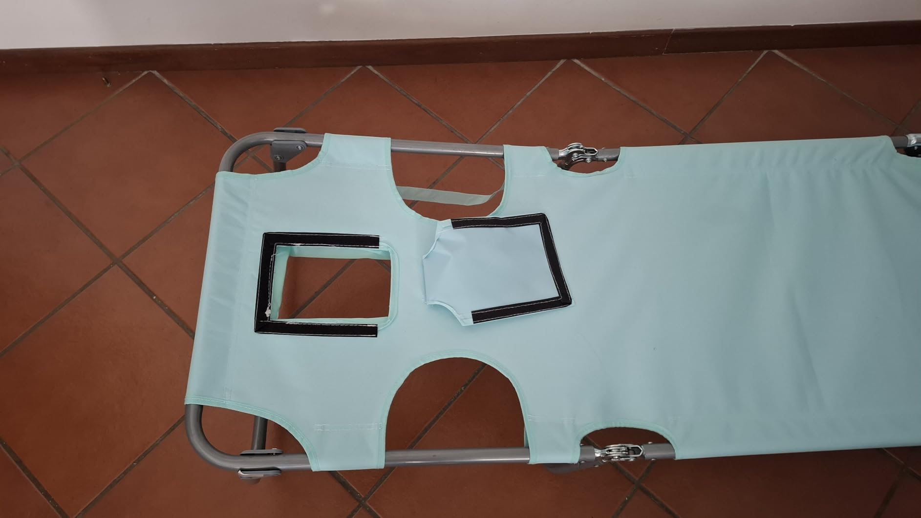Amazon Basics poltrona da esterno reclinabile grigia pieghevole