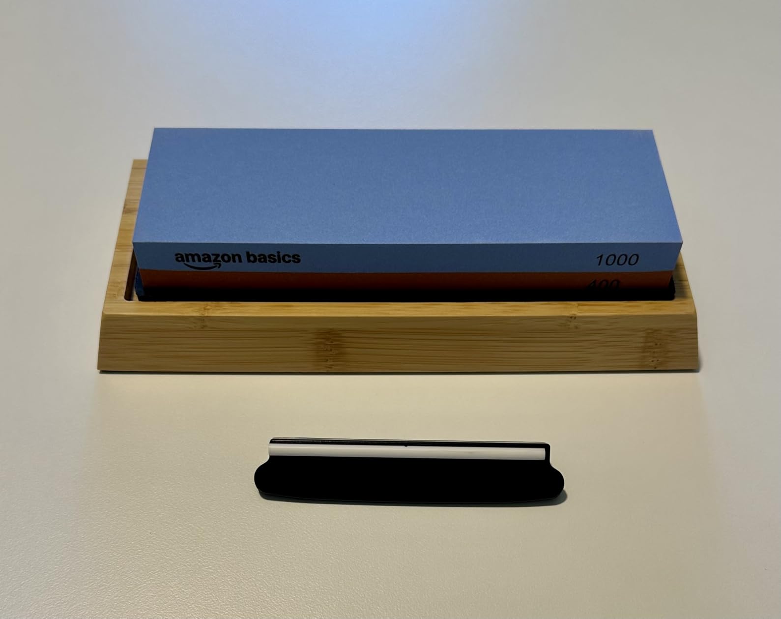 AmazonBasics 1000/6000 Pietra Affilacoltelli Doppia Faccia