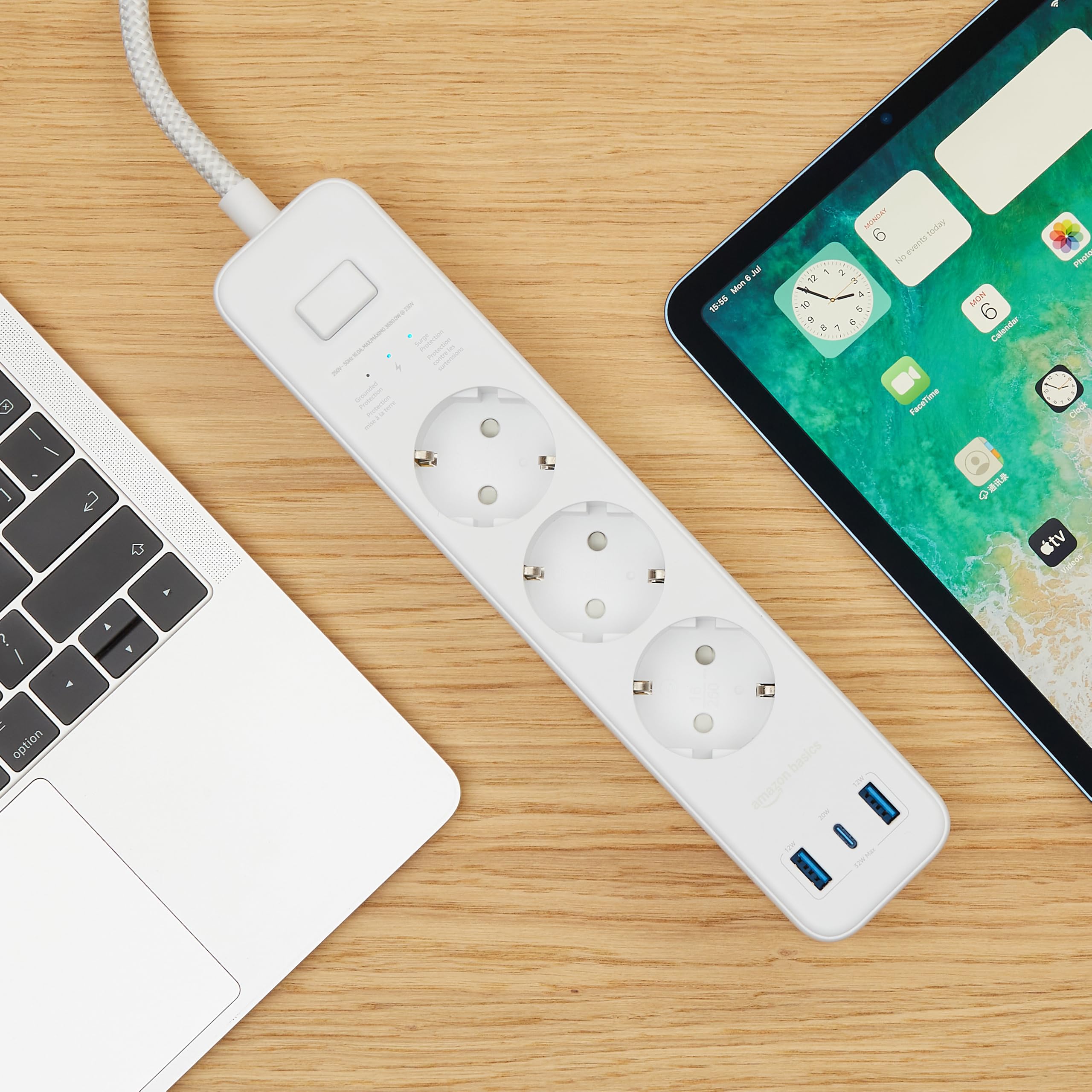 Amazon Basics multipresa 3 vie USB-C ciabatta 1,5m bianco 1050J