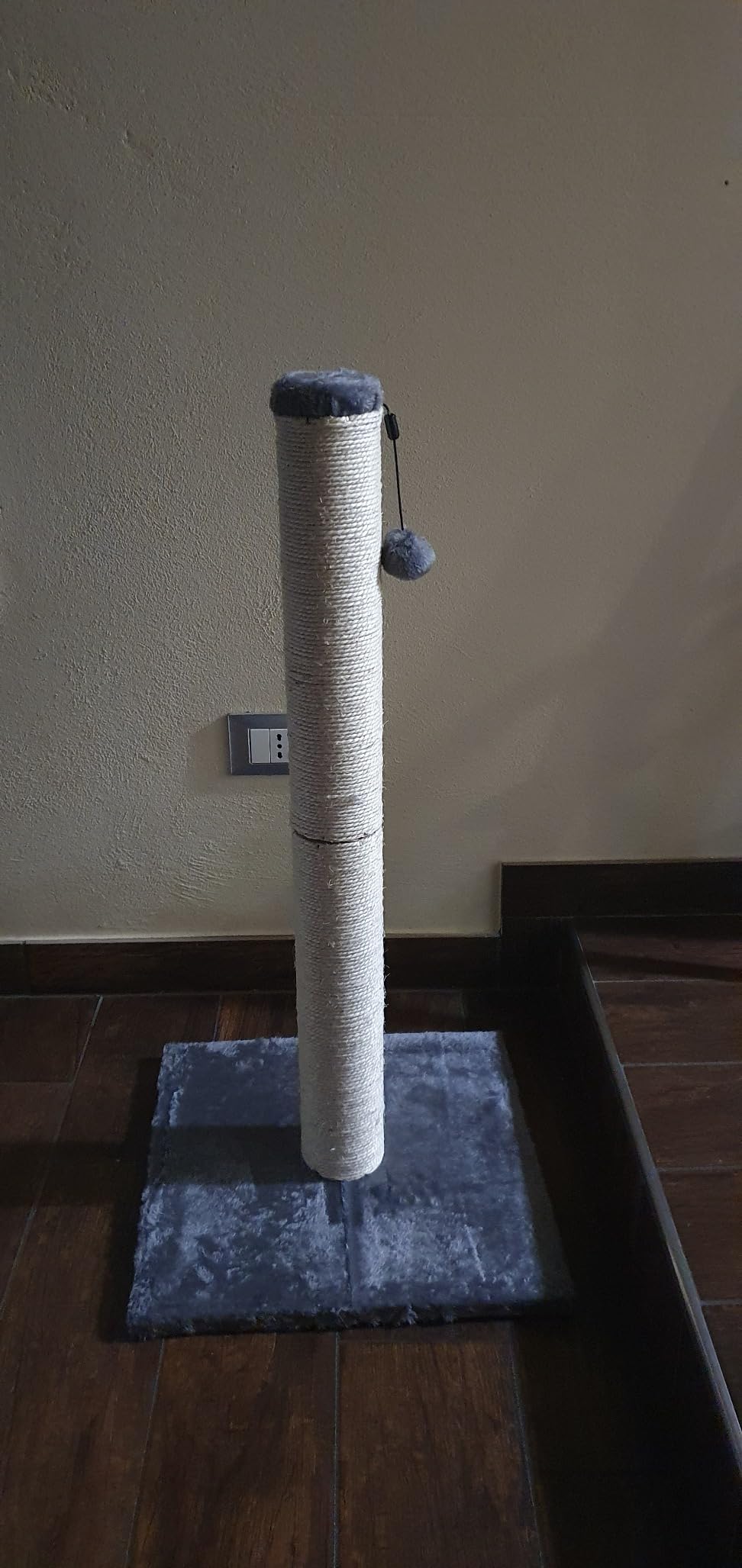 AmazonBasics Tiragraffi gatti standard 80 cm grigio juta