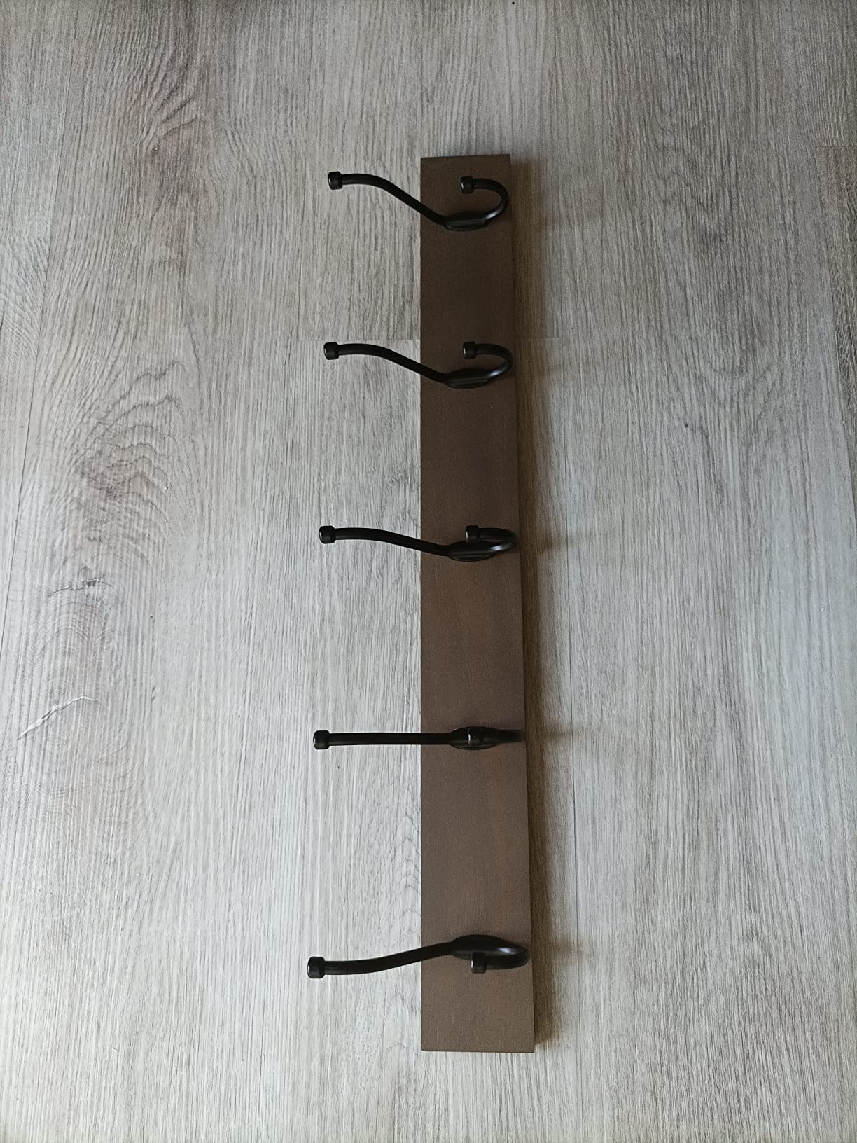 Amazon Basics Appendiabiti da Parete Legno Noce Chiaro 1 pezzo