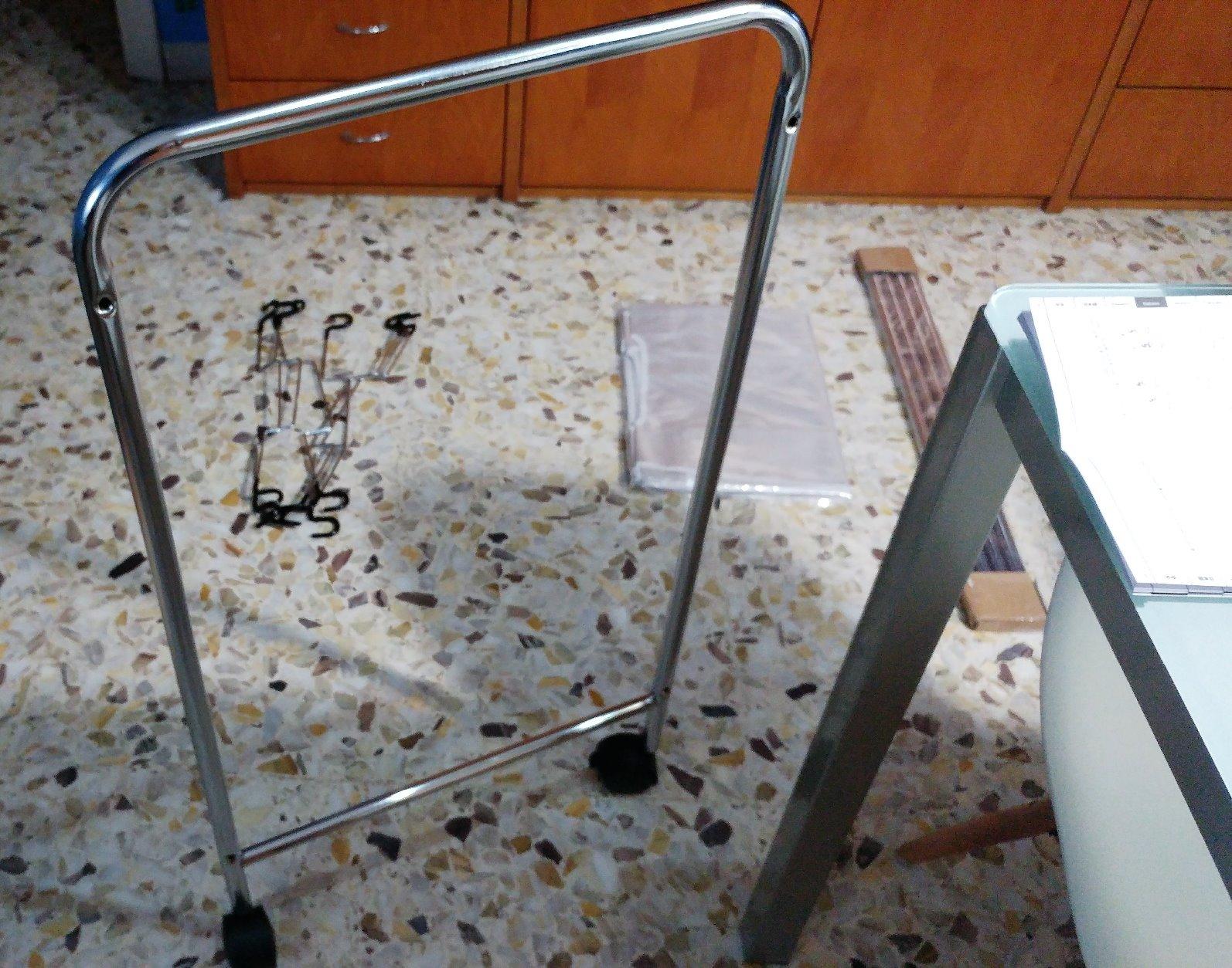 AmazonBasics carrello portabiancheria 3 sacchi 135L grigio