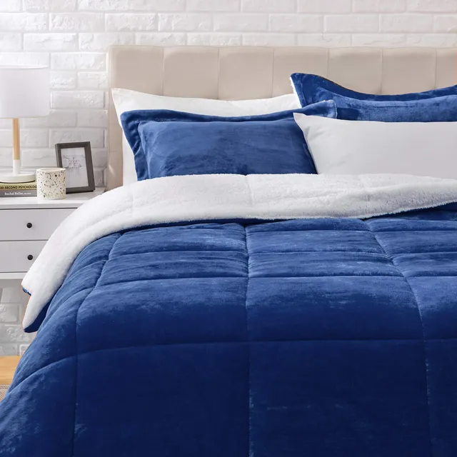AmazonBasics Sherpa Set Copripiumino 3 Pezzi Blu Navy Morbido