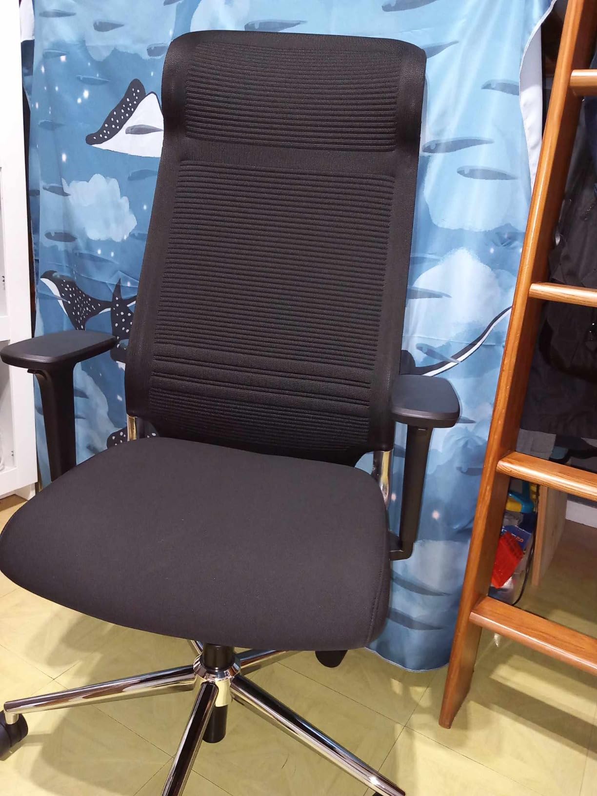 Amazon Basics Sedia Ufficio Ergonomica Nera Schienale Alto in Rete