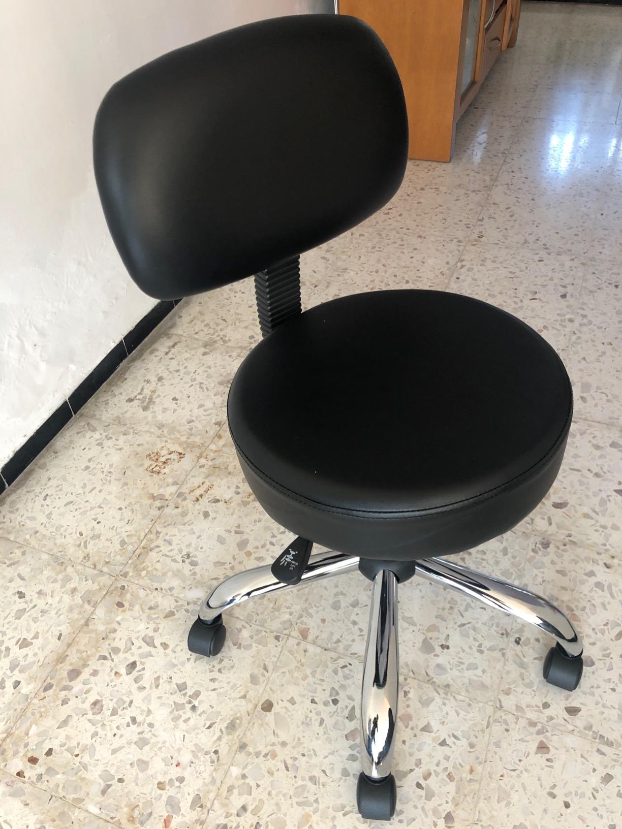 AmazonBasics Sgabello Alto Ufficio Nero con Schienale Imbottito