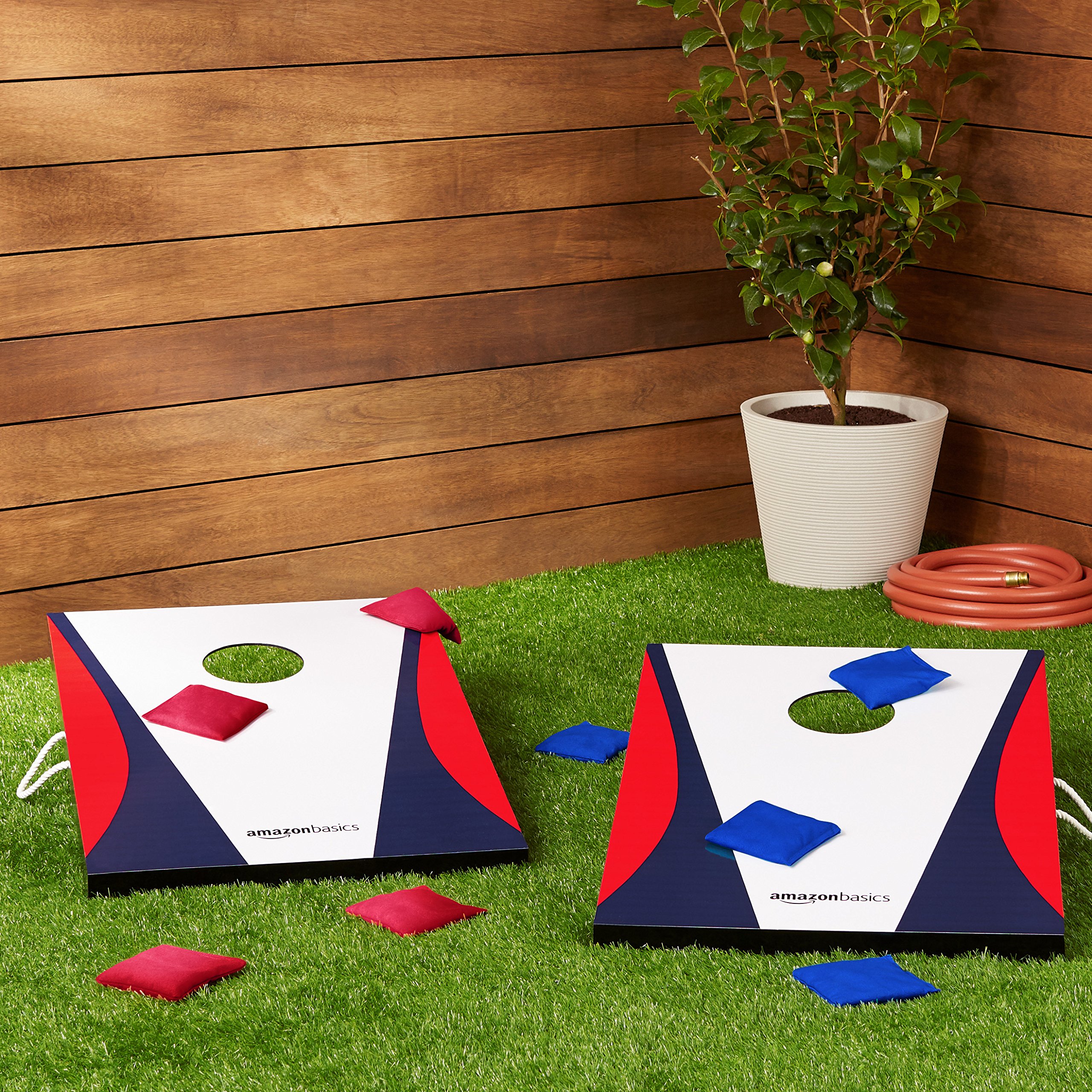 AmazonBasics Set Cornhole Portatile in Legno 8 Sacchetti