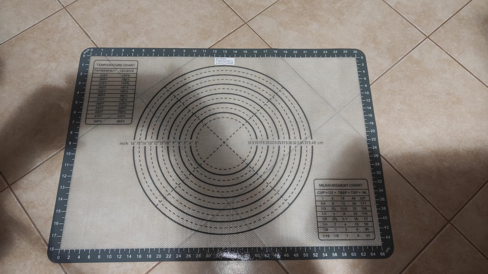 Amazon Basics Tappetino Forno Silicone XL 71x51 cm Antiaderente