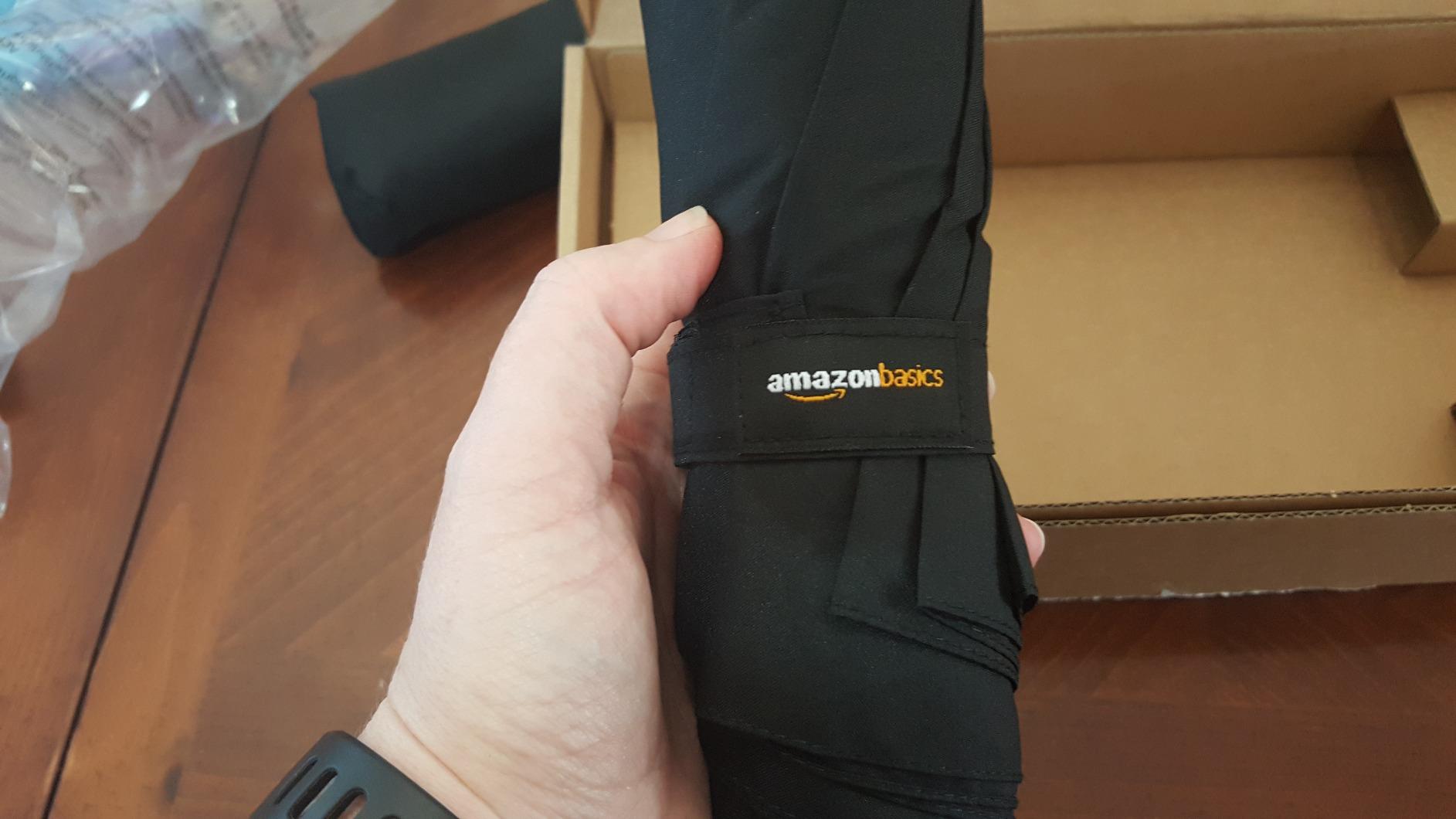 AmazonBasics Ombrello Viaggio Automatico Antivento Nero 98 cm
