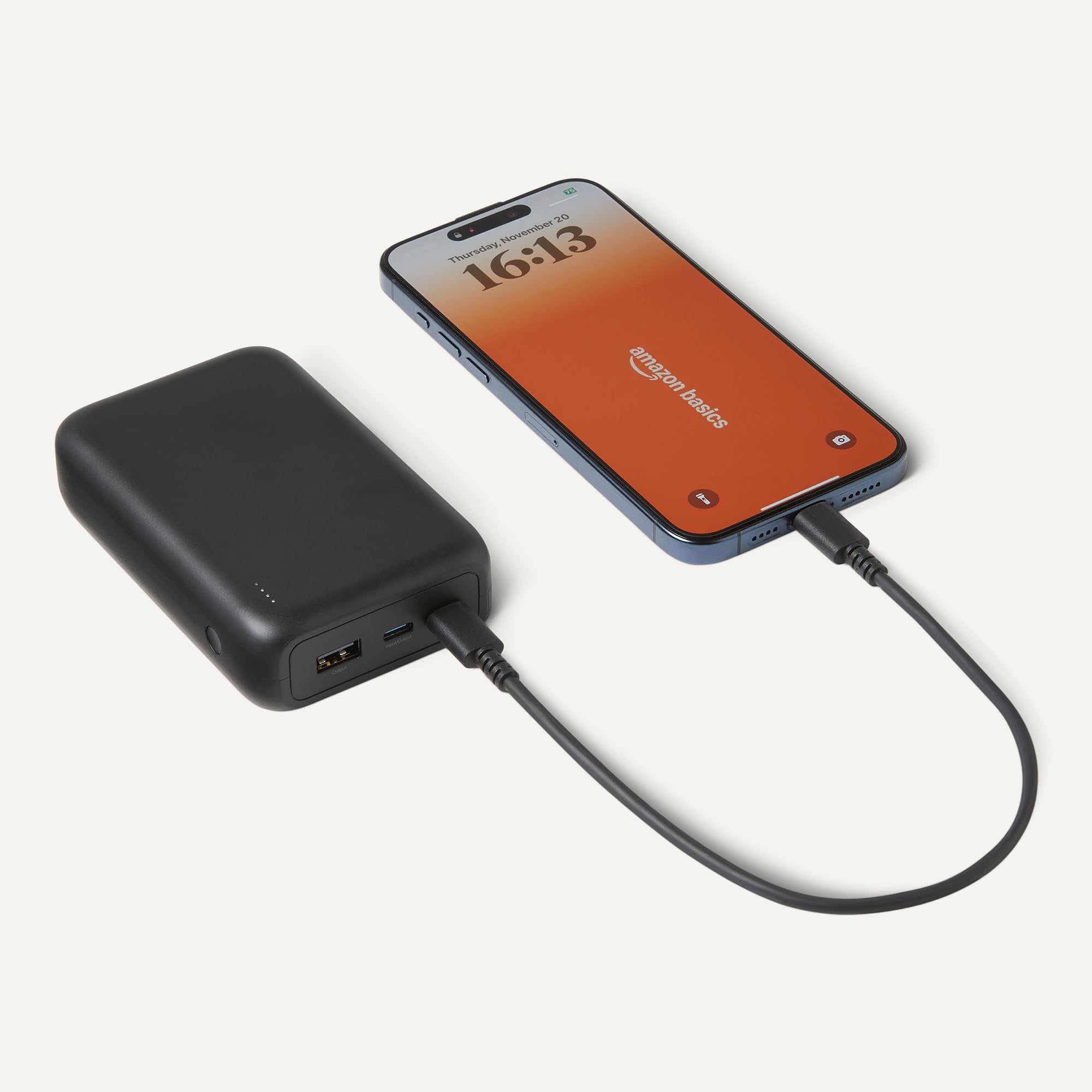 Amazon Basics Power Bank 20000mAh Nero 3 Porte