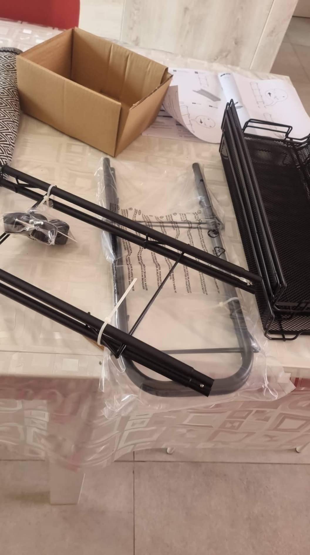 Amazon Basics carrello metallo 4 ripiani nero rete
