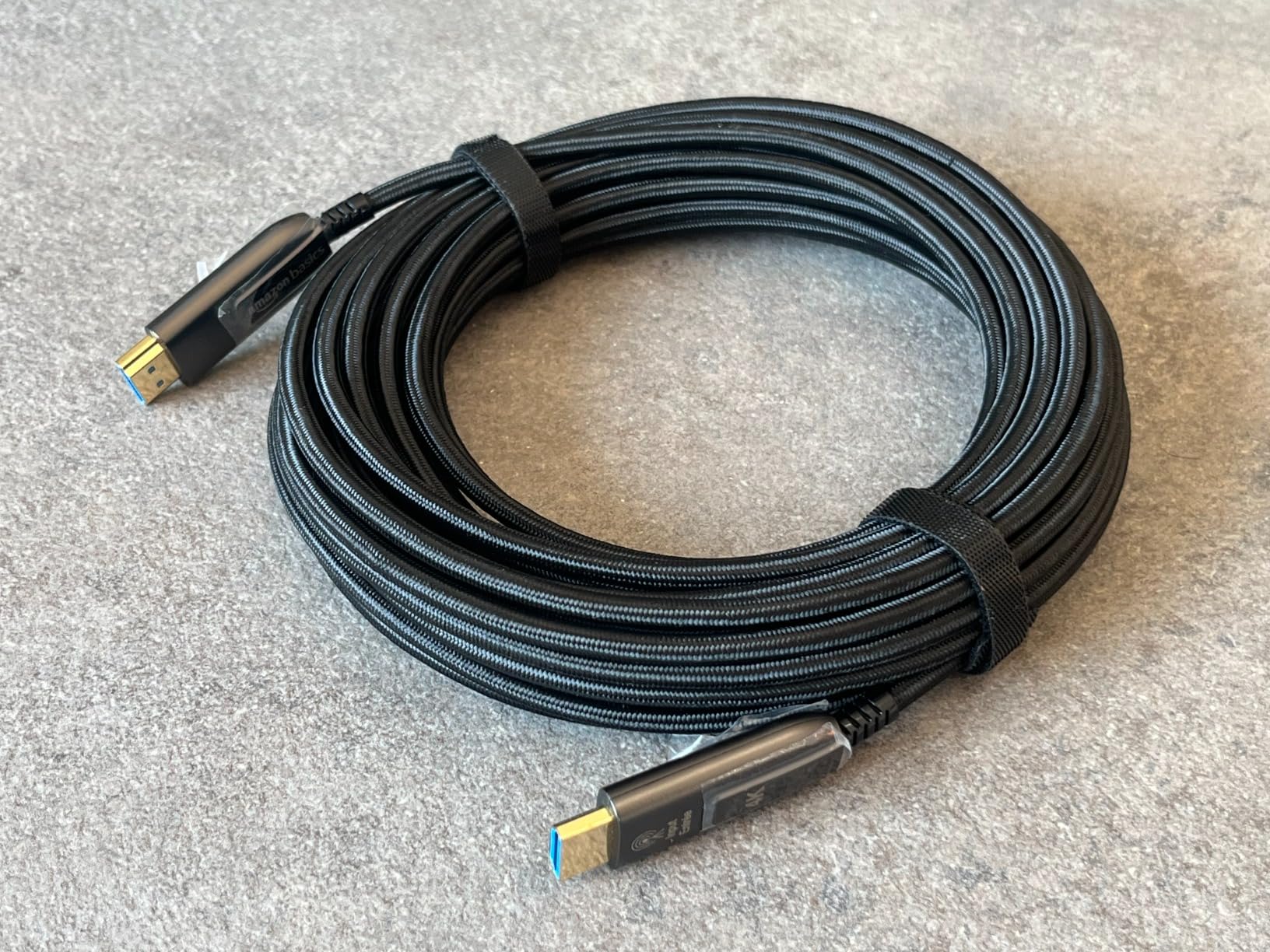 Amazon Basics cavo HDMI 4K 10 m fibra ottica nero