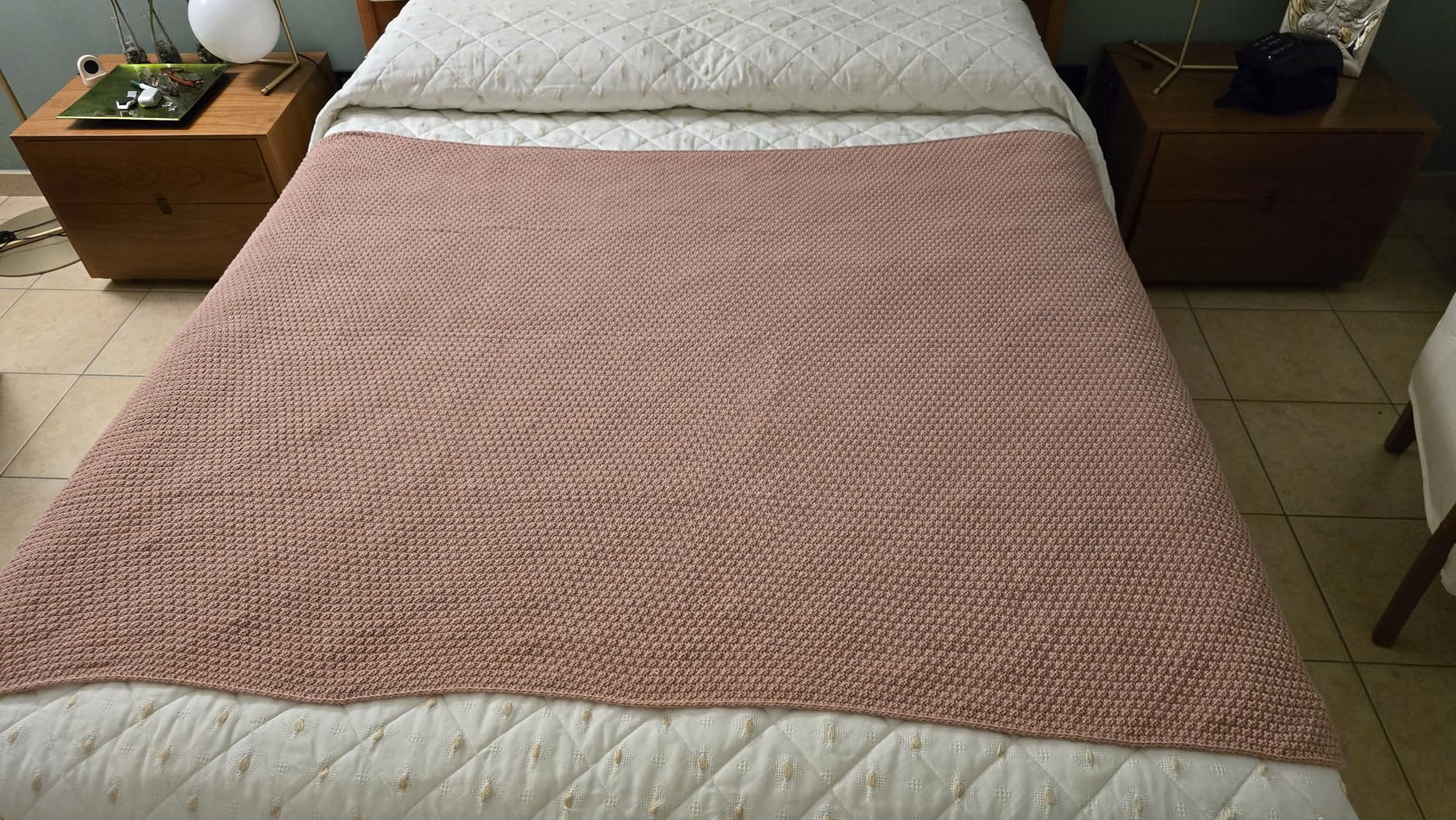 Amazon Basics Copriletto Maglia 127x152 Coperta Sabbia