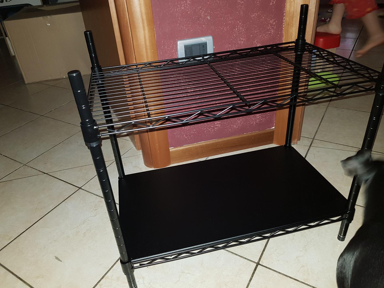 AmazonBasics Scaffale Impilabile 2 Ripiani Nero Metallo