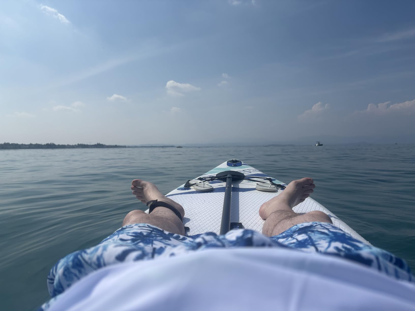 Amazon Basics SUP gonfiabile 335 cm blu con kit