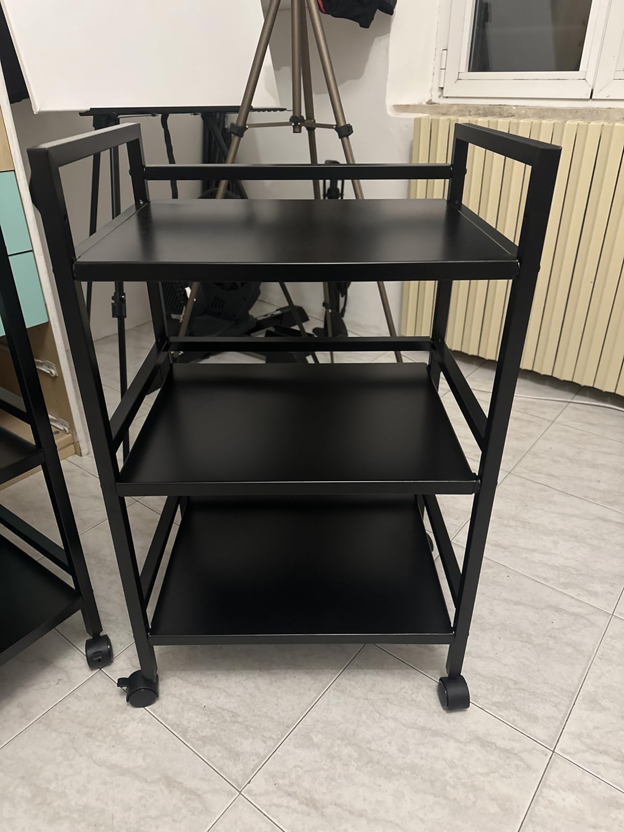 AmazonBasics Carrello 3 Ripiani Portaoggetti Metallo Nero Ruote