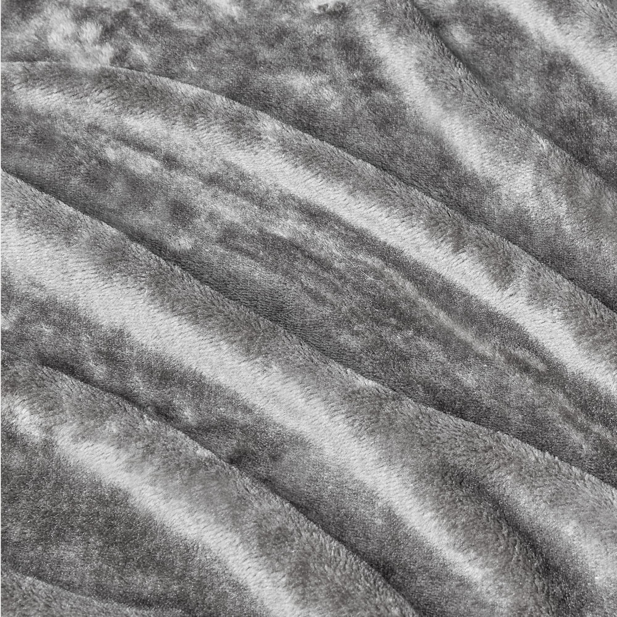 Amazon Basics coperta in pile grigio scuro 127x152 cm morbida