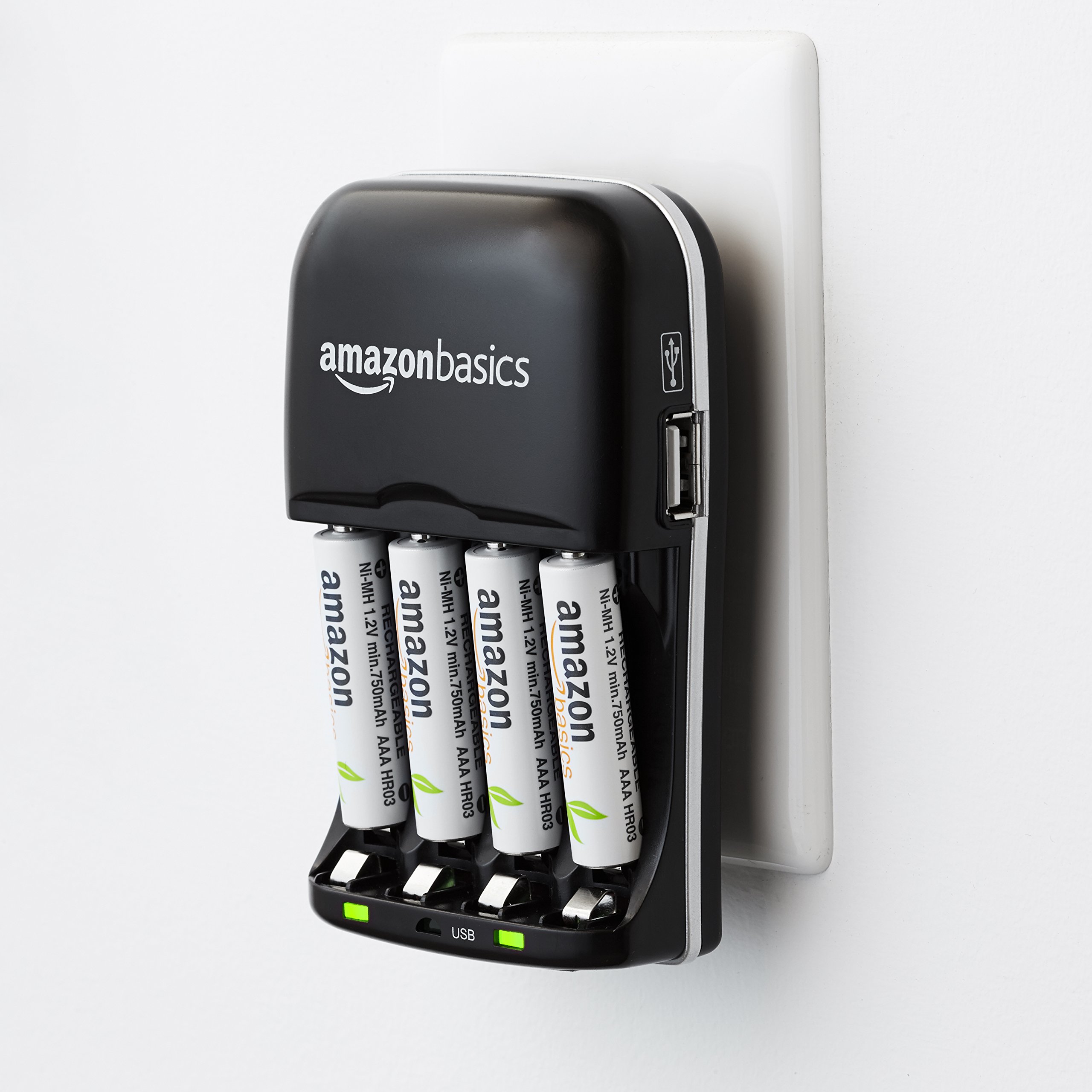 AmazonBasics Caricabatterie USB Ni-MH AA AAA nero