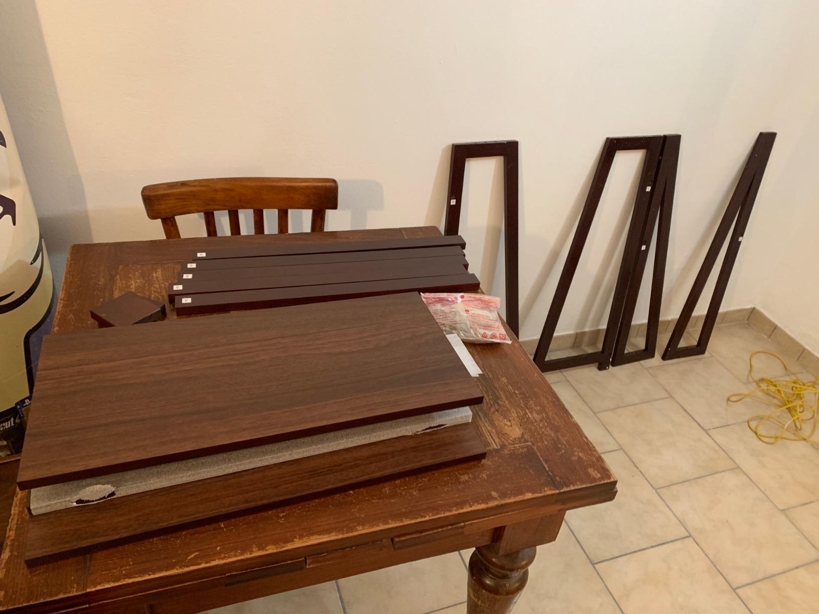 Amazon Basics Libreria a Scala 5 Ripiani Legno Bianca