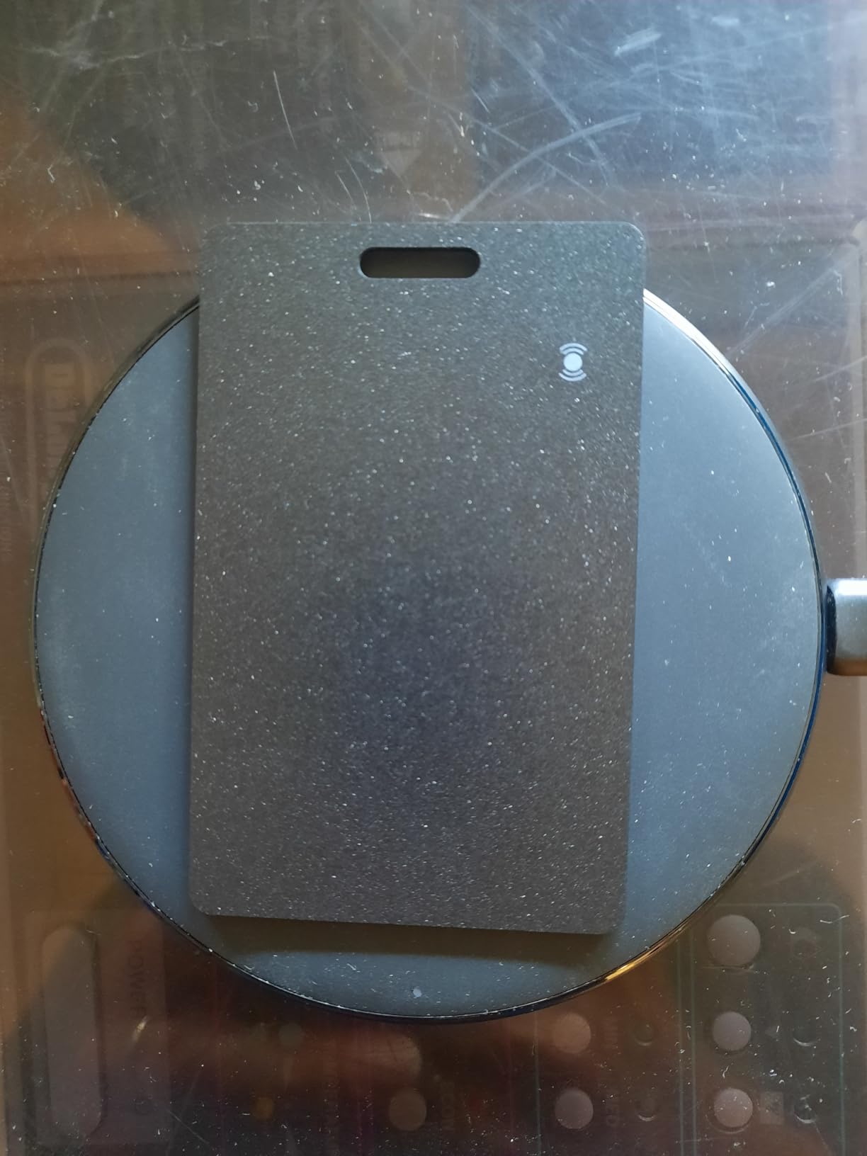 Amazon Basics Caricatore Wireless 15W Nero con Cavo USB
